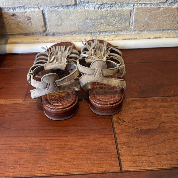 Sam Edelman Fringe Tan Suede Sandals - Picture 3 of 4